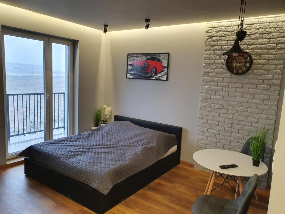 Nowe Apartamenty Ilawa Odnowiciela Z Klimatyzacja Exterior photo